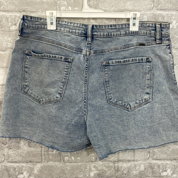 Kancan PAULETTA HIGH RISE CROSS OVER SHORTS - Picture 5 of 7